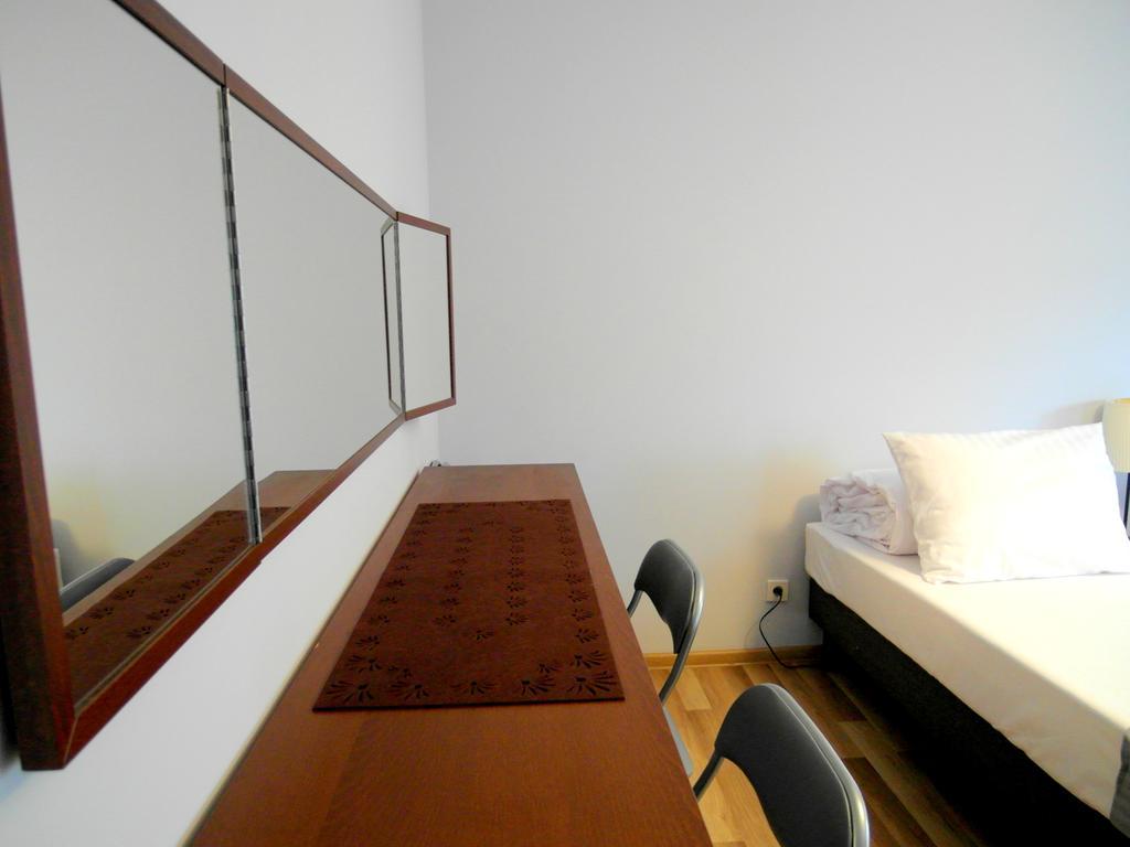 Rint - Centrum Dubois Street Lublin Ngoại thất bức ảnh